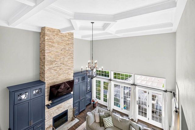 991 DERBY LANE, Neenah, WI 54956