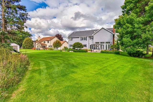 991 DERBY LANE, Neenah, WI 54956