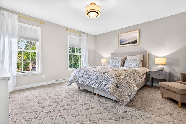 991 DERBY LANE, Neenah, WI 54956