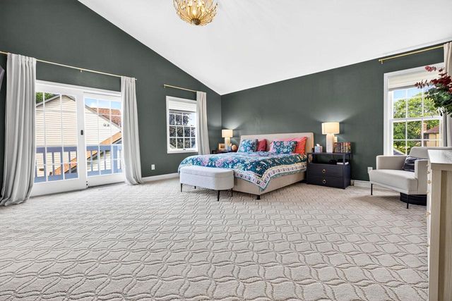 991 DERBY LANE, Neenah, WI 54956