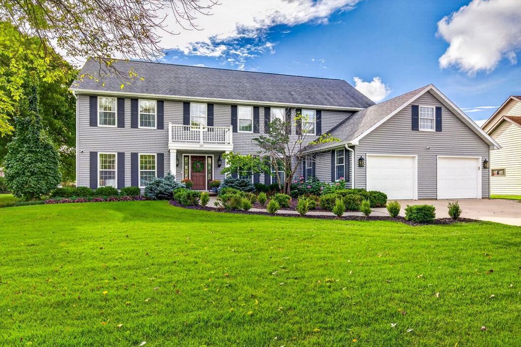991 DERBY LANE, Neenah, WI 54956