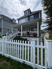 17 Elm Street, Ridgefield Park, NJ 07660