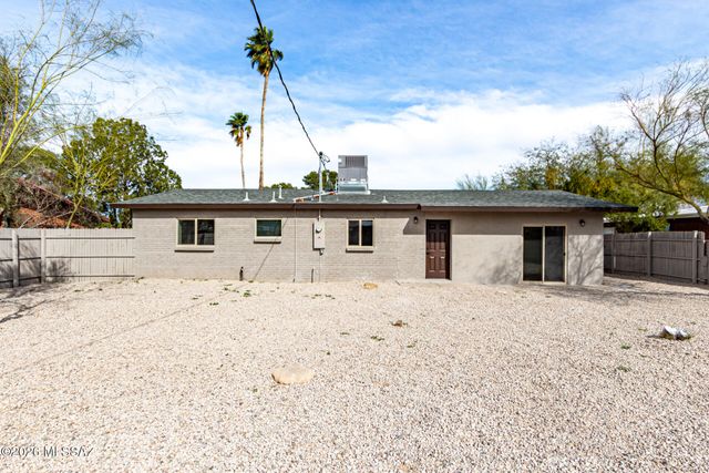 2032 E Florence Drive, Tucson, AZ 85719