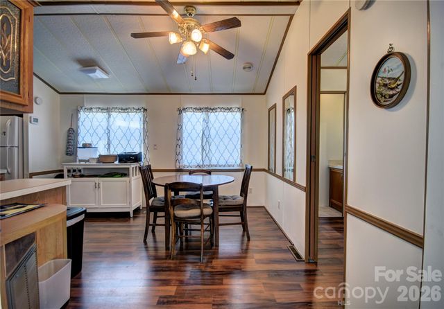 124 Pike Point, Waynesville, NC 28785