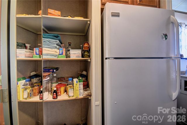 124 Pike Point, Waynesville, NC 28785