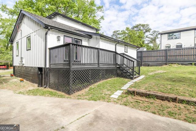 1081 Clay Avenue, Macon, GA 31211