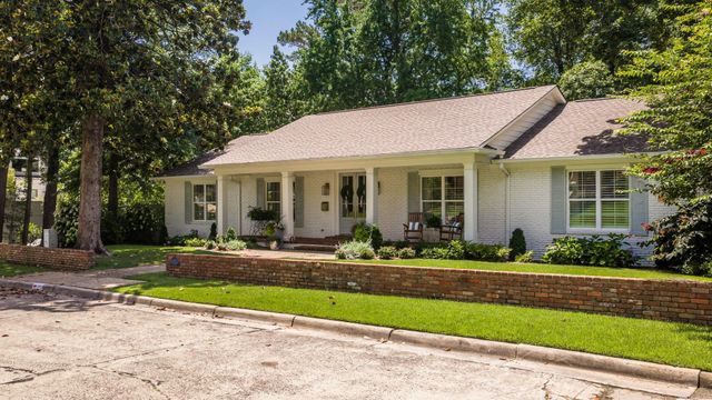5421 Sherwood Road, Little Rock, AR 72207
