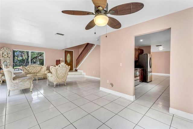 9601 SW 9th Ct, Pembroke Pines, FL 33025