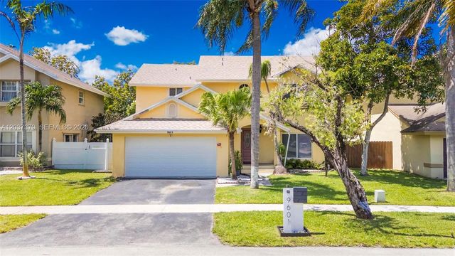 9601 SW 9th Ct, Pembroke Pines, FL 33025