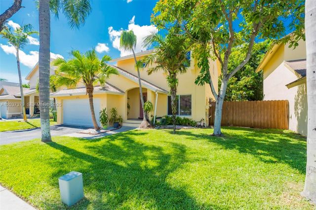 9601 SW 9th Ct, Pembroke Pines, FL 33025