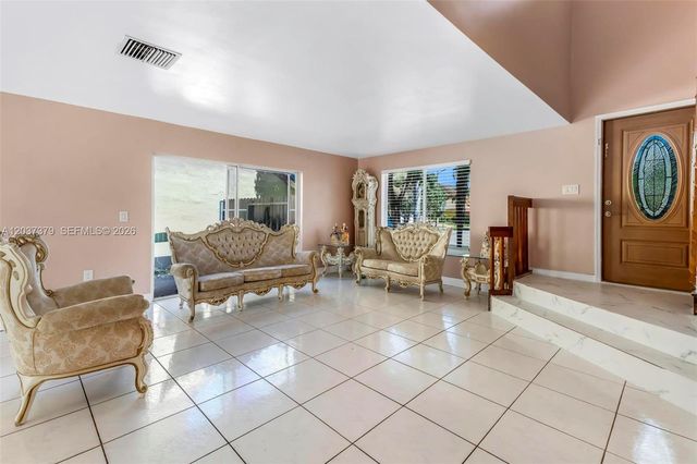 9601 SW 9th Ct, Pembroke Pines, FL 33025