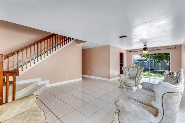 9601 SW 9th Ct, Pembroke Pines, FL 33025