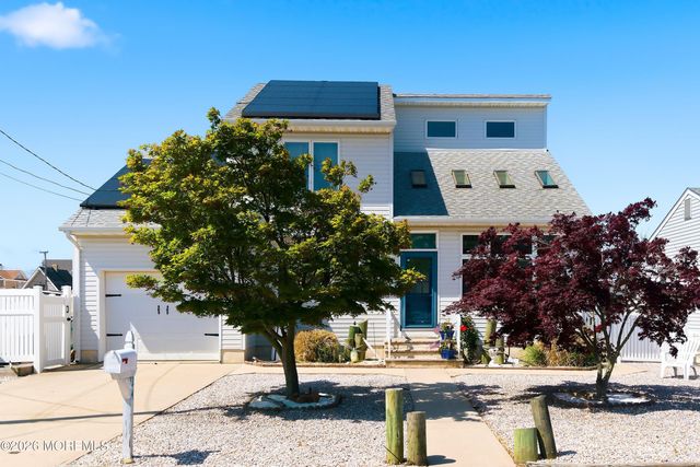 3424 Thistle Avenue, Toms River, NJ 08753