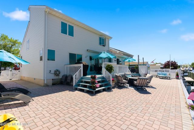 3424 Thistle Avenue, Toms River, NJ 08753