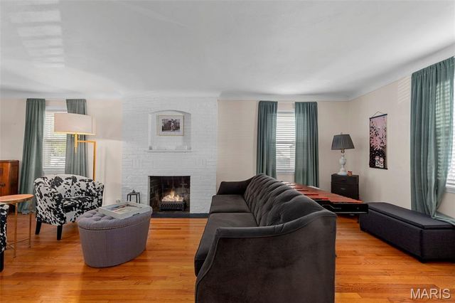 1001 Barberry Lane, Kirkwood, MO 63122