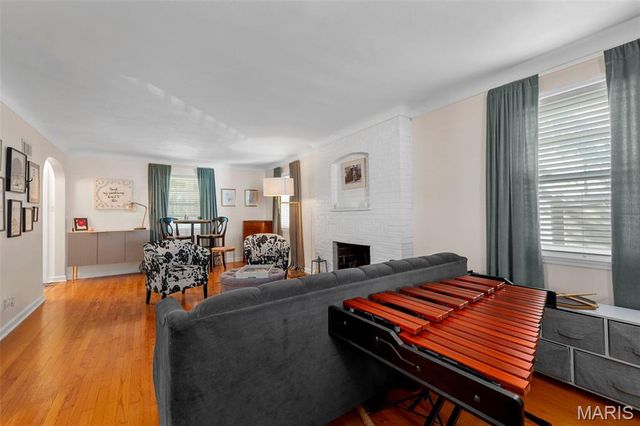 1001 Barberry Lane, Kirkwood, MO 63122