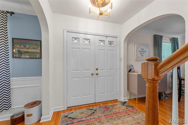 1001 Barberry Lane, Kirkwood, MO 63122