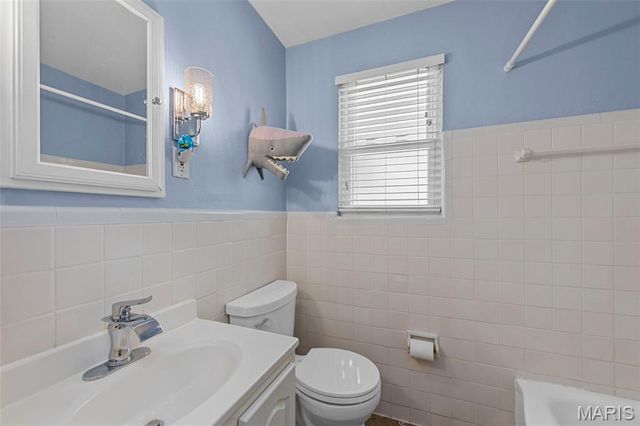 1001 Barberry Lane, Kirkwood, MO 63122