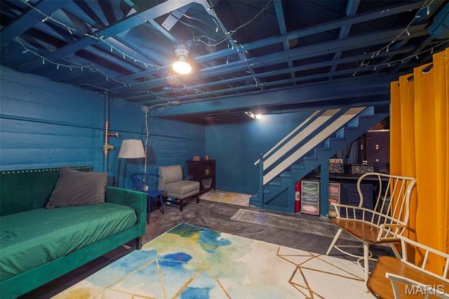 1001 Barberry Lane, Kirkwood, MO 63122