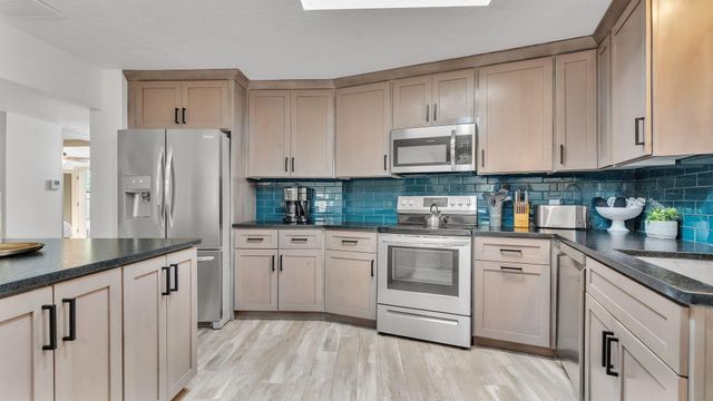3212 CALLE DE ESTELLA NW, Albuquerque, NM 87104