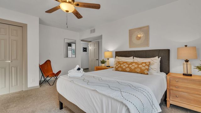 3212 CALLE DE ESTELLA NW, Albuquerque, NM 87104