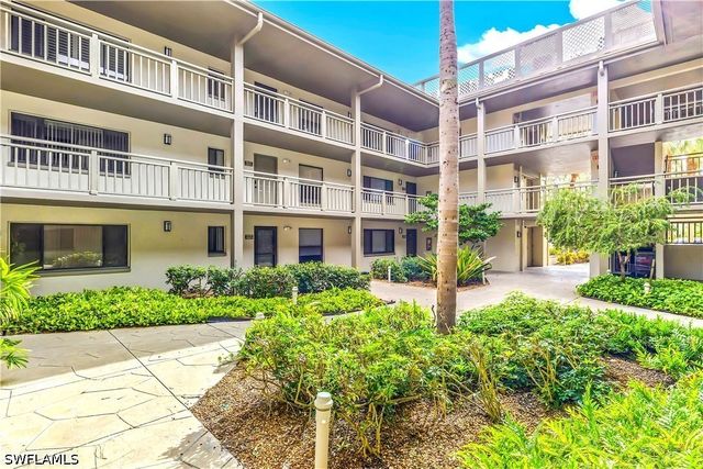 3641 Wild Pines DR 206, Bonita Springs, FL 34134