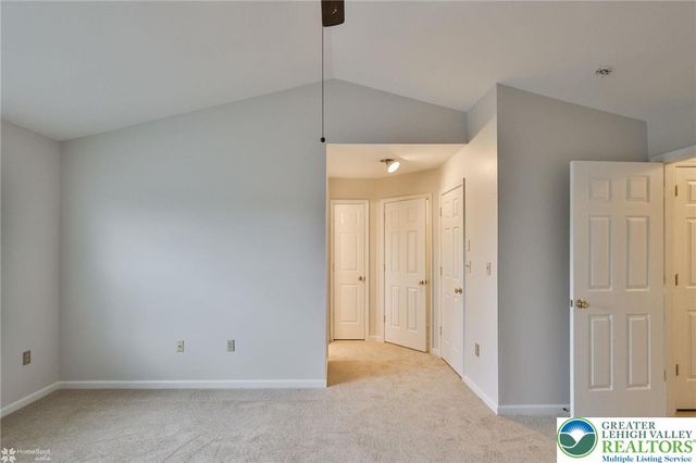 3014 Harvest Court, Upper Saucon Twp, PA 18034