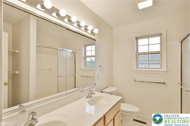 3014 Harvest Court, Upper Saucon Twp, PA 18034