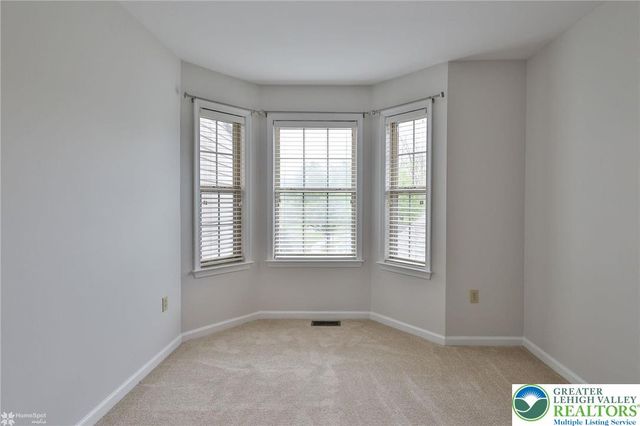 3014 Harvest Court, Upper Saucon Twp, PA 18034