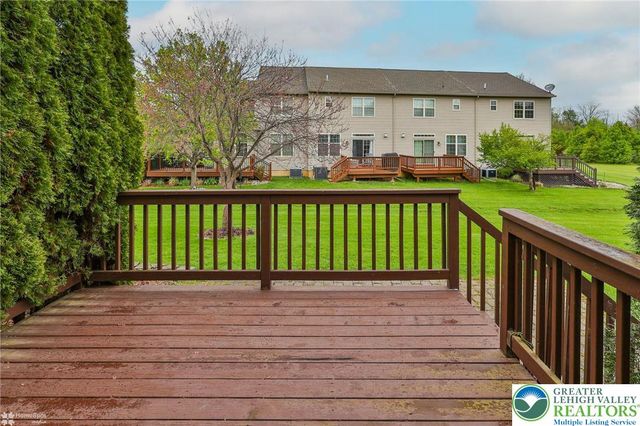 3014 Harvest Court, Upper Saucon Twp, PA 18034
