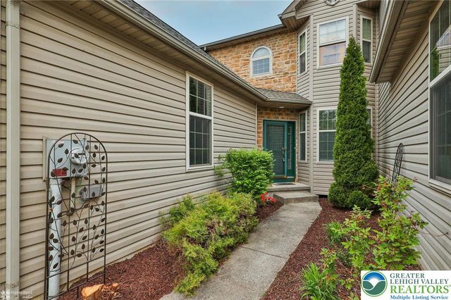 3014 Harvest Court, Upper Saucon Twp, PA 18034