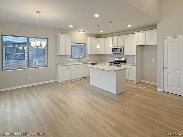 8294 Pleasant Court, Goodrich, MI 48483