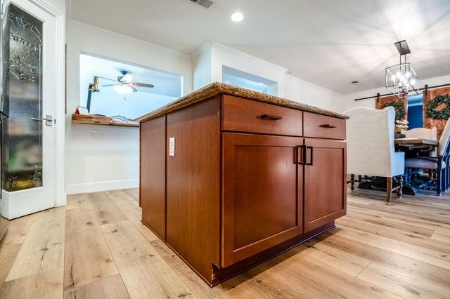 3243 W Sedona Avenue, Visalia, CA 93291