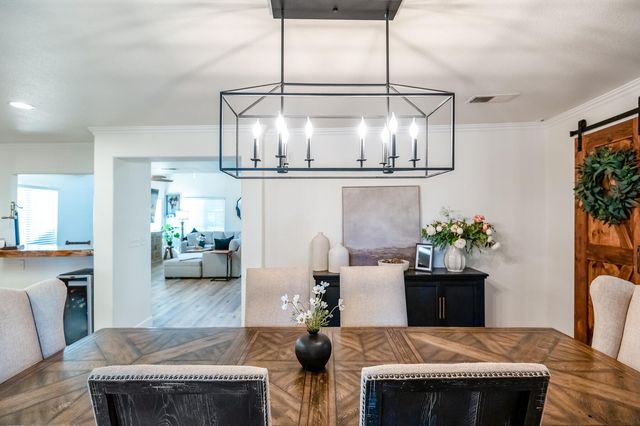 3243 W Sedona Avenue, Visalia, CA 93291