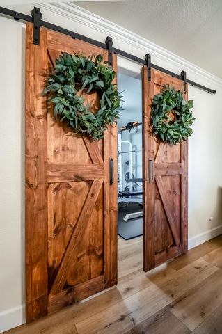 3243 W Sedona Avenue, Visalia, CA 93291