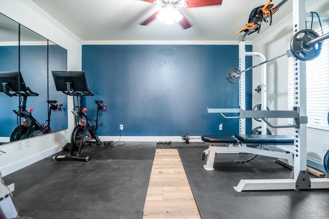 3243 W Sedona Avenue, Visalia, CA 93291