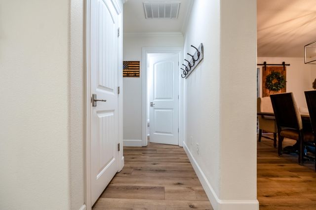 3243 W Sedona Avenue, Visalia, CA 93291