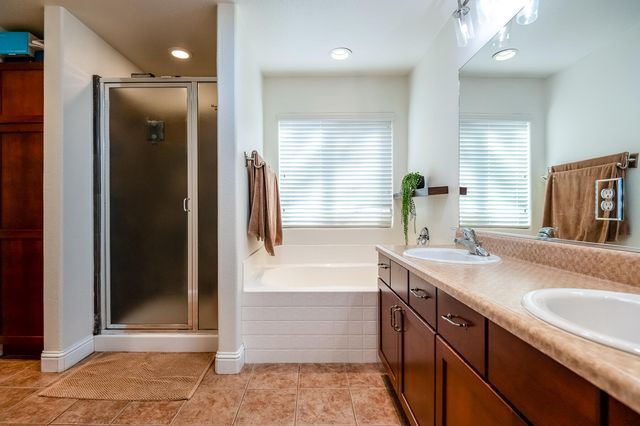 3243 W Sedona Avenue, Visalia, CA 93291