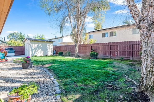 3243 W Sedona Avenue, Visalia, CA 93291