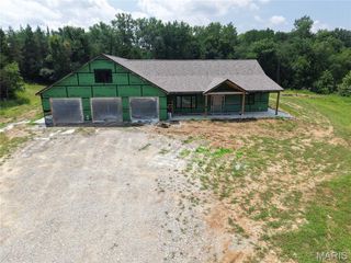 12155 Lakewood Place, New London, MO 63459