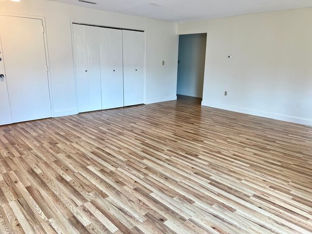 1006 Paradise Road 2P, Swampscott, MA 01907