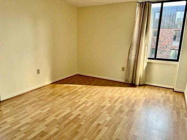 1006 Paradise Road 2P, Swampscott, MA 01907