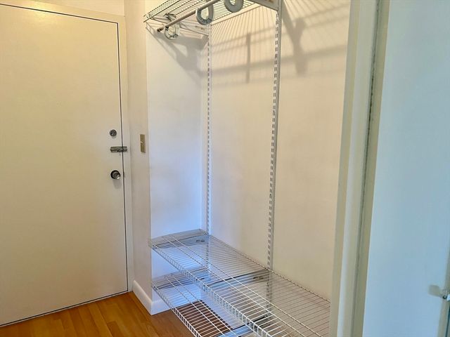 1006 Paradise Road 2P, Swampscott, MA 01907