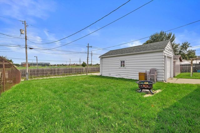 5519 31st AVENUE, Kenosha, WI 53144