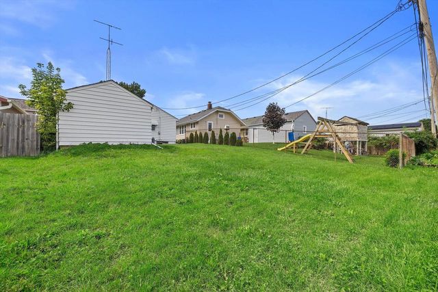 5519 31st AVENUE, Kenosha, WI 53144