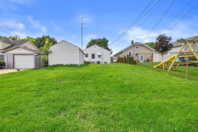 5519 31st AVENUE, Kenosha, WI 53144