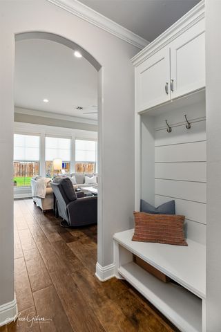 707 Bandera Drive, Bossier City, LA 71111