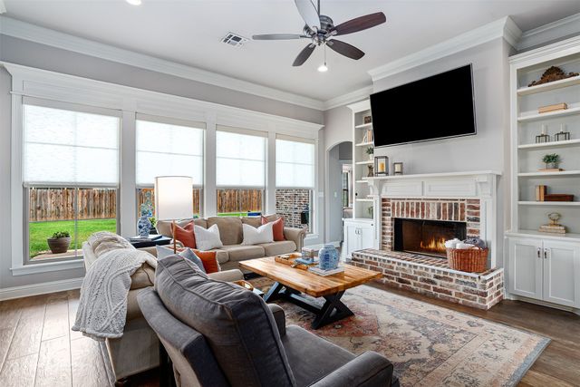 707 Bandera Drive, Bossier City, LA 71111