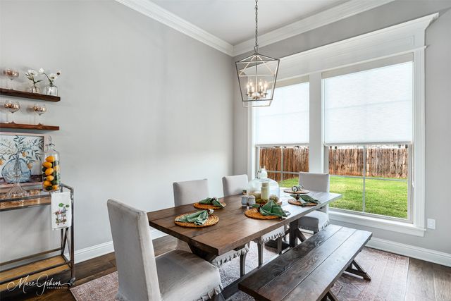 707 Bandera Drive, Bossier City, LA 71111