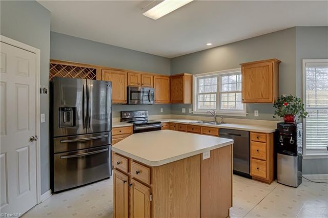 5315 Lewey Lane, Winston-salem, NC 27105